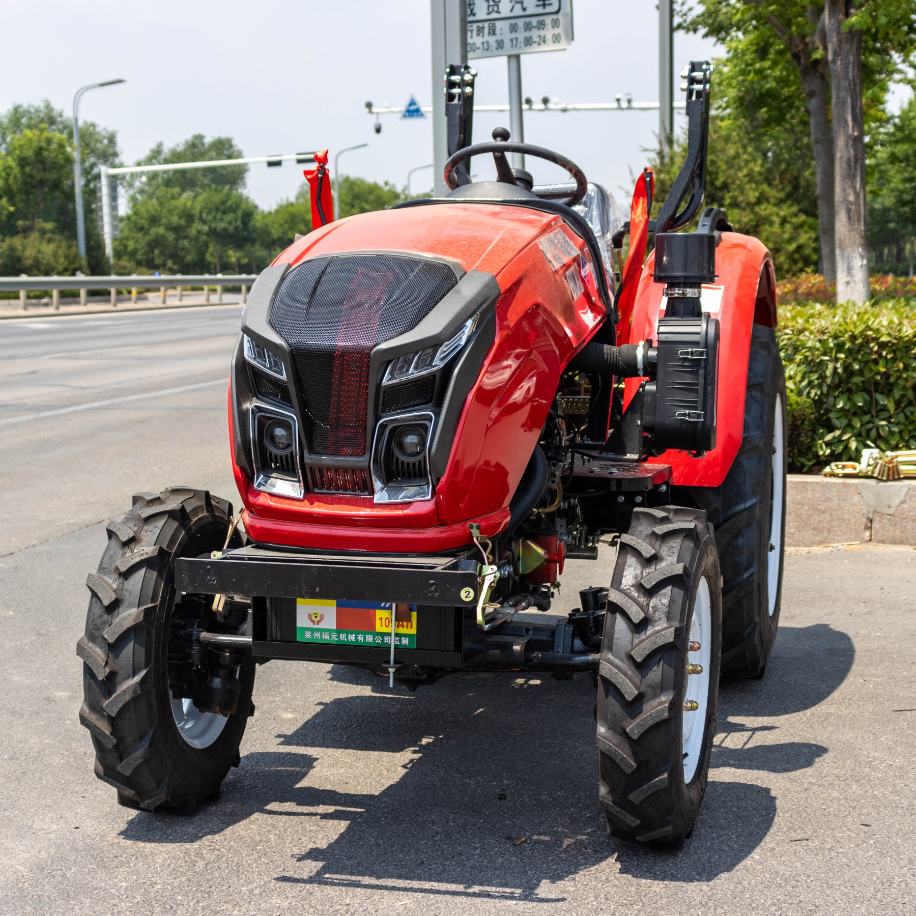 HT304 30 horsepower four-wheel drive wheeled agricultural tractor as a whole