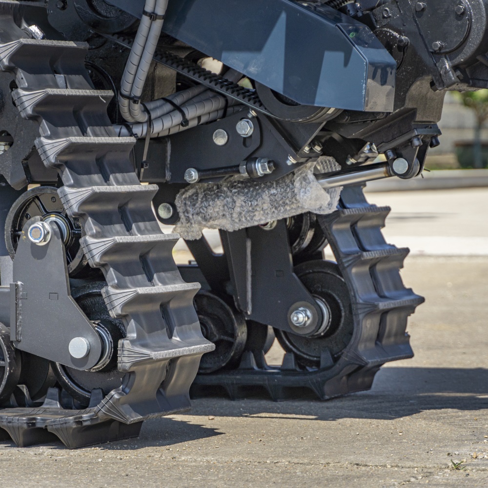 Multi functional tracked tractor HTCT38H-hightop