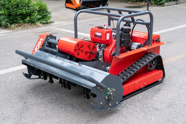 1200mm Large Width Remote Control Diesel Crawler Lawn Mower-hightop